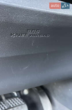 Хетчбек Toyota Auris 2007 в 