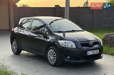 Хэтчбек Toyota Auris 2008 в Житомире
