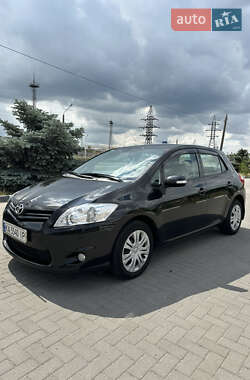 Хетчбек Toyota Auris 2011 в Запоріжжі