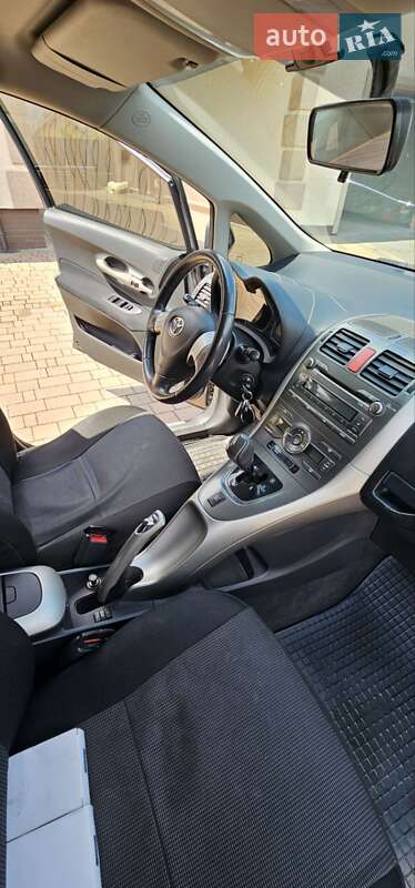 Хетчбек Toyota Auris 2008 в Хмельницькому