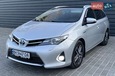 Универсал Toyota Auris 2014 в Одессе