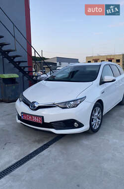 Универсал Toyota Auris 2016 в Калуше