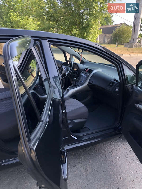 Хэтчбек Toyota Auris 2008 в Одессе