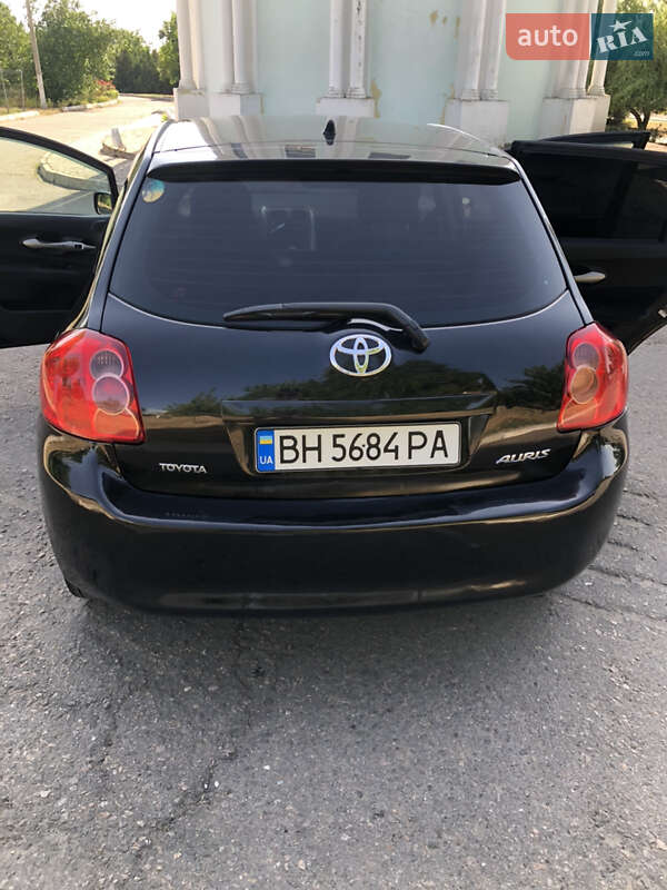 Хэтчбек Toyota Auris 2008 в Одессе