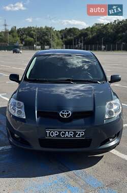 Хэтчбек Toyota Auris 2008 в Запорожье