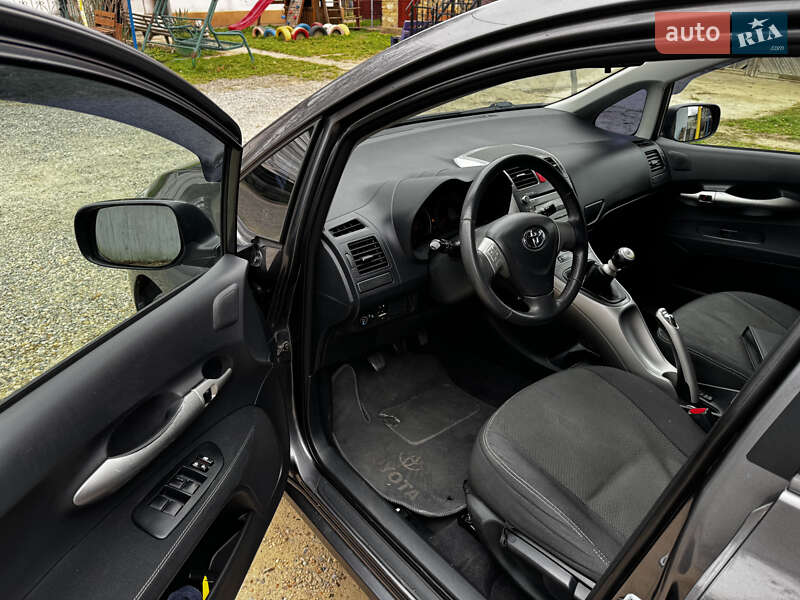 Хетчбек Toyota Auris 2009 в Біляївці фото 20 Хетчбек Toyota Auris 2009 в Біляївці