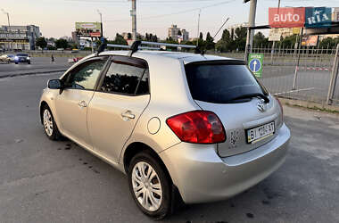 Хэтчбек Toyota Auris 2007 в 