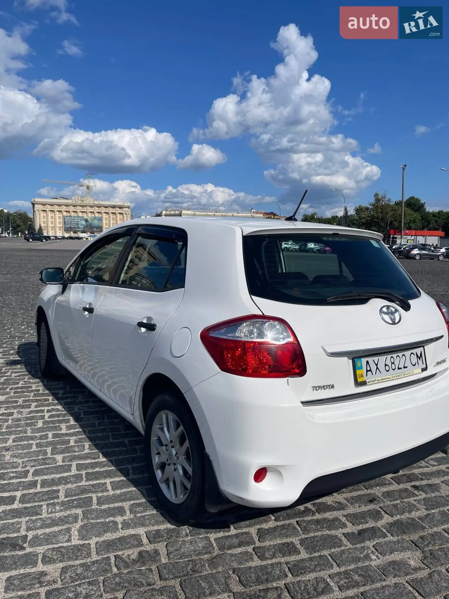 2011 Toyota Auris - мініатюра 9