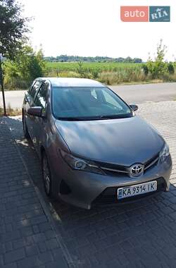 Хэтчбек Toyota Auris 2013 в Белой Церкви