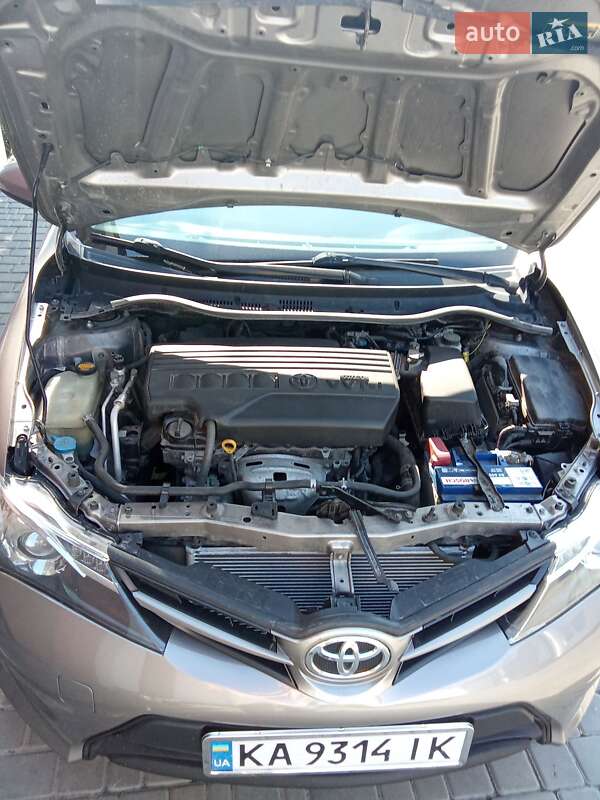 Хетчбек Toyota Auris 2013 в Білій Церкві фото 4 Хетчбек Toyota Auris 2013 в Білій Церкві