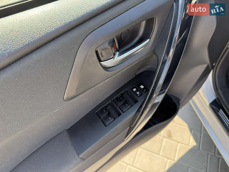Универсал Toyota Auris 2015 в Житомире