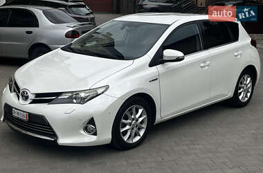 Хэтчбек Toyota Auris 2013 в Луцке