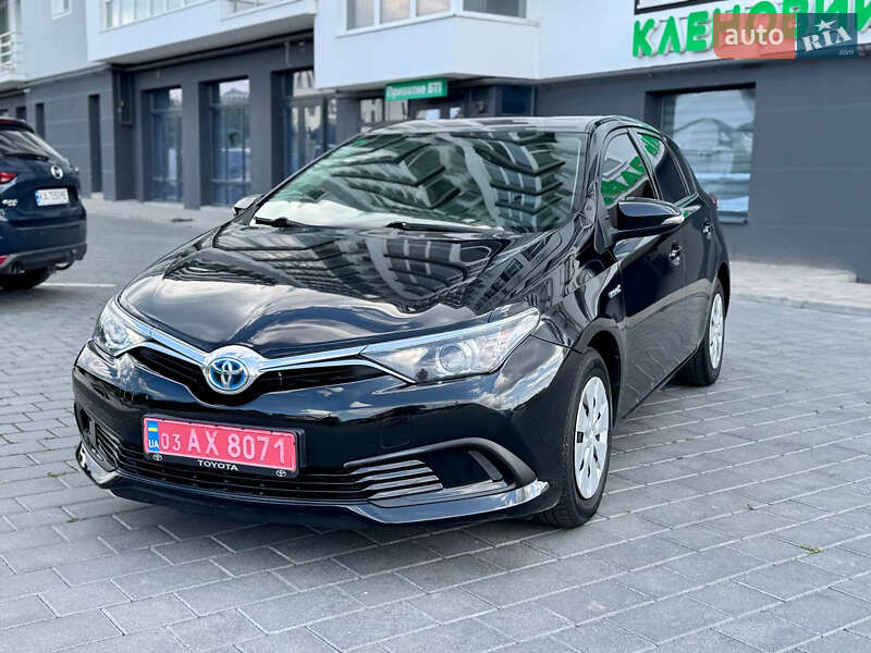 Toyota Auris 2016