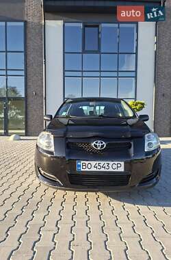 Хетчбек Toyota Auris 2008 в Тернополі