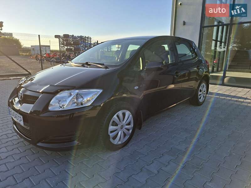 Хетчбек Toyota Auris 2008 в Тернополі