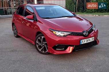 Хетчбек Toyota Auris 2015 в Харкові