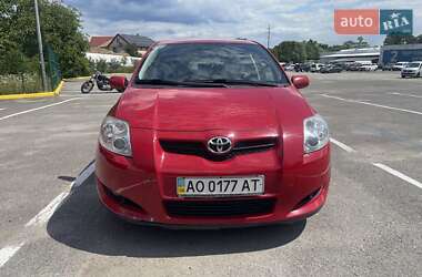 Хэтчбек Toyota Auris 2008 в 