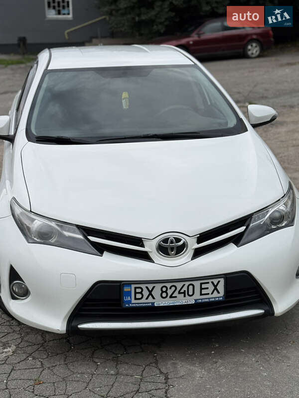 Хэтчбек Toyota Auris 2013 в Хмельницком фото 38 Хэтчбек Toyota Auris 2013 в Хмельницком