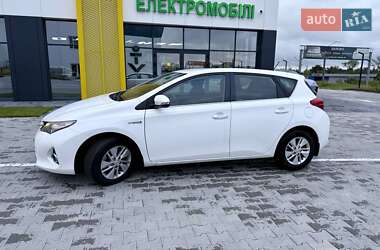 Хэтчбек Toyota Auris 2014 в Львове