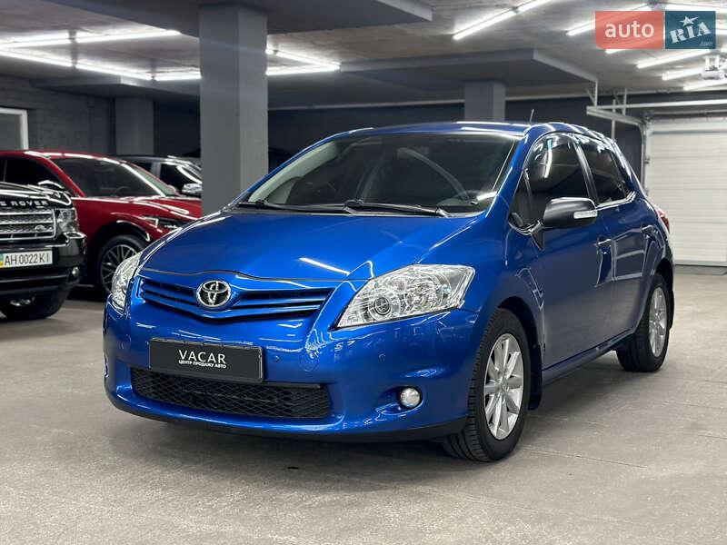 Хэтчбек Toyota Auris 2011 в Харькове фото 2 Хэтчбек Toyota Auris 2011 в Харькове