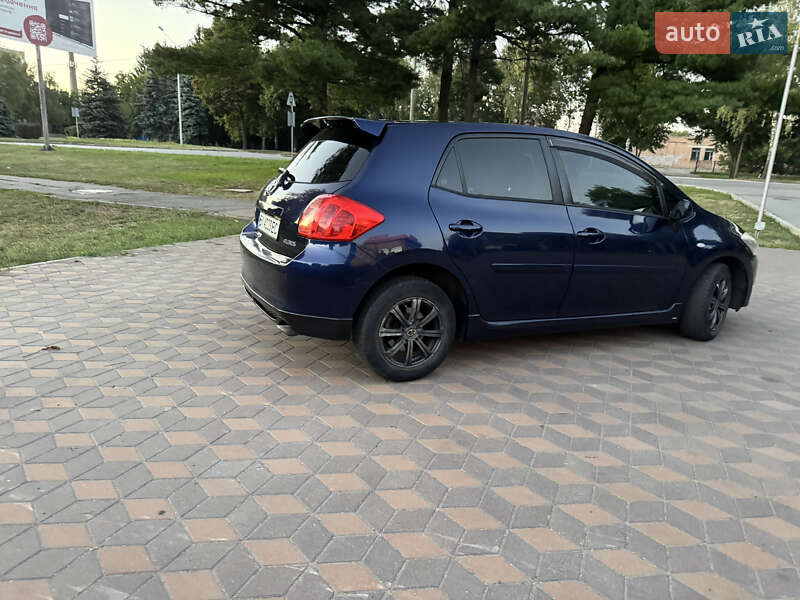Хетчбек Toyota Auris 2007 в Лубнах