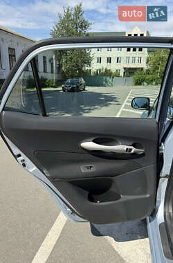 Хэтчбек Toyota Auris 2008 в 