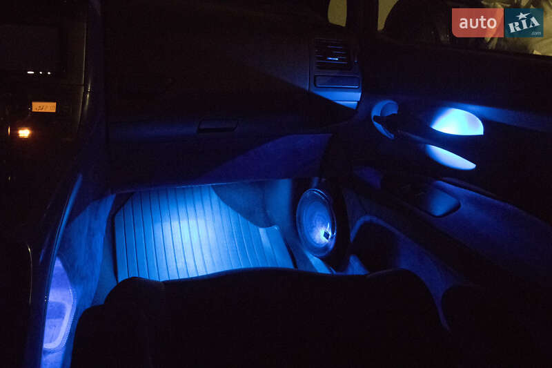 Хетчбек Toyota Auris 2008 в Києві фото 14 Хетчбек Toyota Auris 2008 в Києві