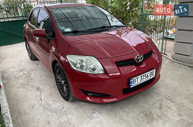 Хэтчбек Toyota Auris 2007 в Николаеве
