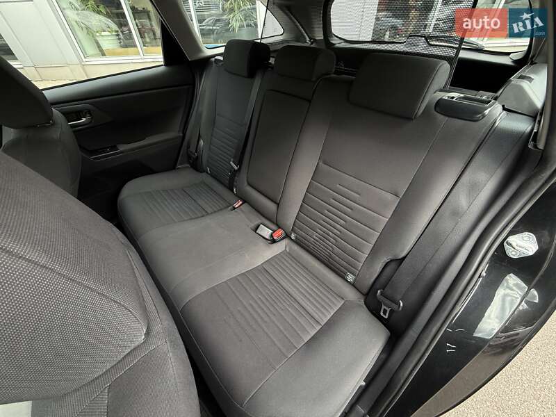 Універсал Toyota Auris 2018 в Києві фото 21 Універсал Toyota Auris 2018 в Києві