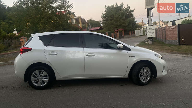 Хетчбек Toyota Auris 2014 в Василькові