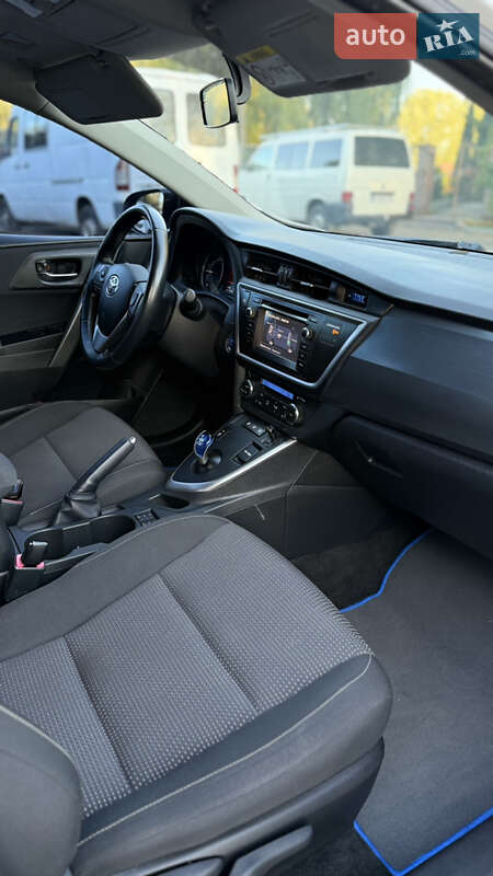 Хетчбек Toyota Auris 2014 в Василькові