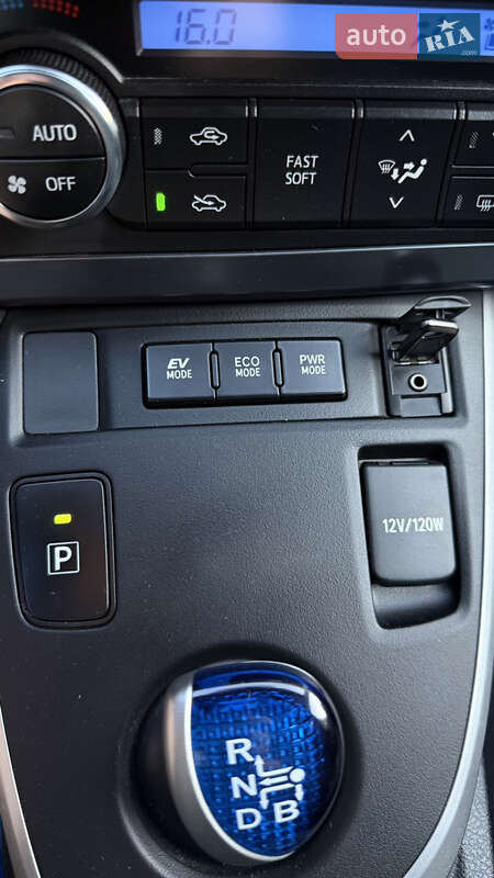 Хетчбек Toyota Auris 2014 в Василькові