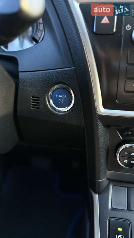 Хетчбек Toyota Auris 2014 в Василькові