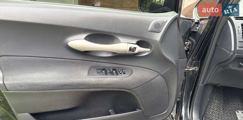 Хэтчбек Toyota Auris 2008 в Рокитном фото 11 Хэтчбек Toyota Auris 2008 в Рокитном