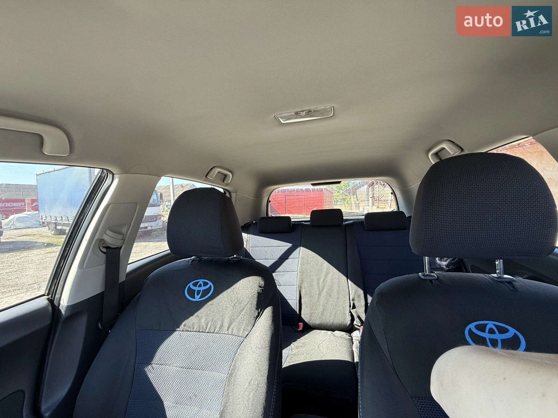 2010 Toyota Auris - мініатюра 13