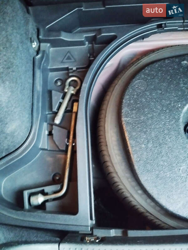 Хэтчбек Toyota Auris 2008 в Одессе