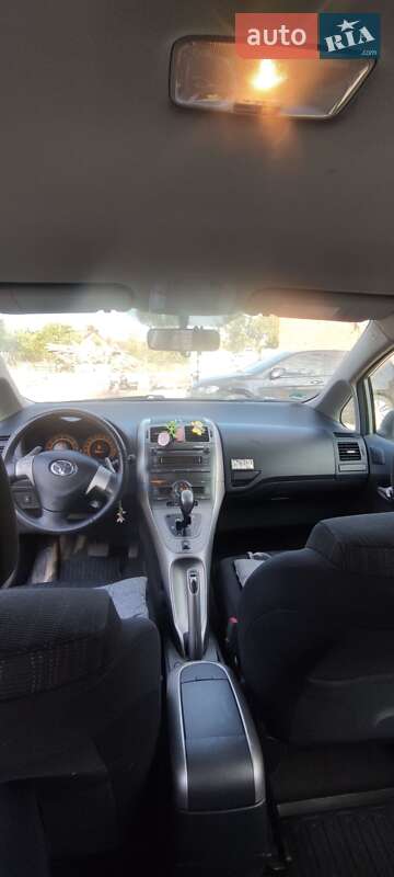 Хэтчбек Toyota Auris 2007 в Городке фото 8 Хэтчбек Toyota Auris 2007 в Городке