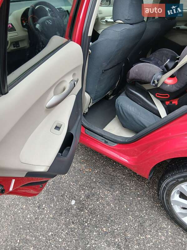 Хэтчбек Toyota Auris 2008 в Запорожье фото 18 Хэтчбек Toyota Auris 2008 в Запорожье