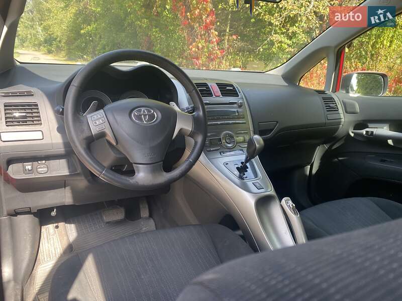 Хетчбек Toyota Auris 2008 в Києві