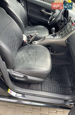 Хэтчбек Toyota Auris 2008 в 