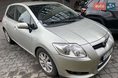 Хетчбек Toyota Auris 2007 в Івано-Франківську