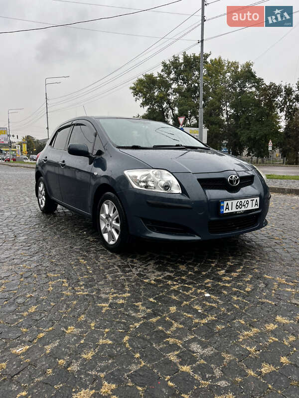 Toyota Auris 2008