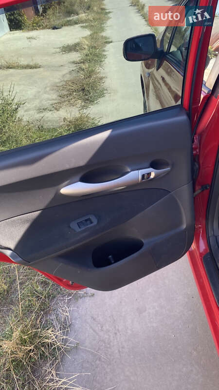 Хэтчбек Toyota Auris 2007 в Одессе фото 12 Хэтчбек Toyota Auris 2007 в Одессе