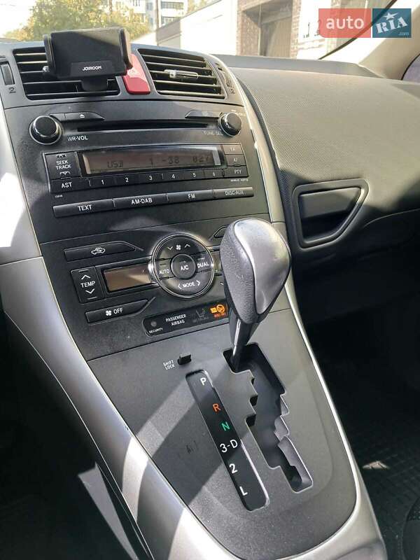 Хетчбек Toyota Auris 2012 в Вінниці