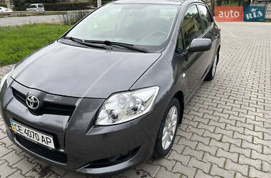 Хэтчбек Toyota Auris 2008 в 