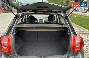 Хэтчбек Toyota Auris 2008 в 