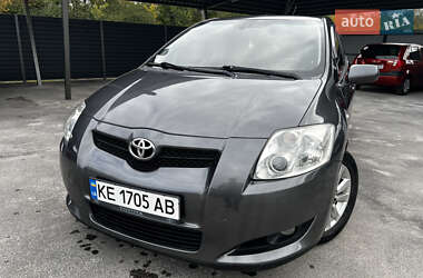 Хэтчбек Toyota Auris 2007 в Кривом Роге