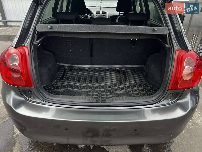 Хэтчбек Toyota Auris 2007 в Кривом Роге