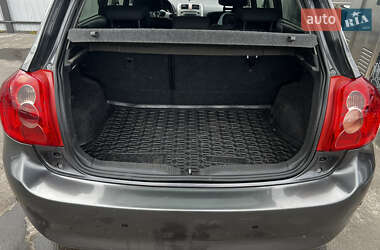 Хэтчбек Toyota Auris 2007 в 