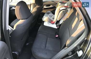 Хэтчбек Toyota Auris 2008 в 